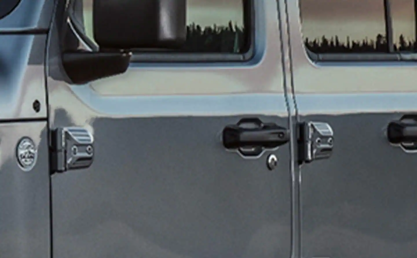 thumbnail interactive-video image 1 of Mopar Keyless Proximity Passive Entry Kit For 2020-2023 Jeep Gladiator – OEM, 6-Piece Kit 1 of 6