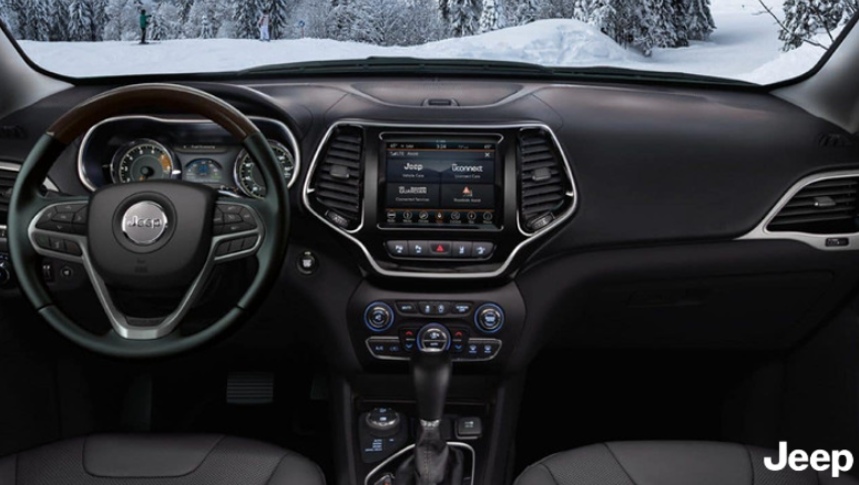 grand cherokee interior 