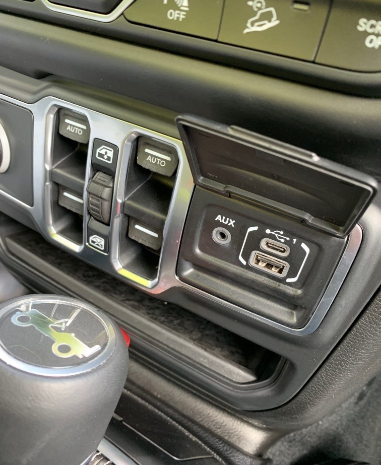 Window control feature in Jeep Wrangler SUV