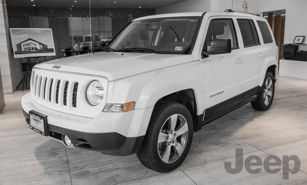 2022 jeep patriot grey